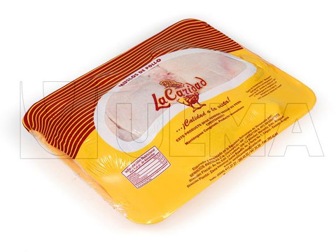 Coxas de frango embaladas em flow pack (hffs) com filme retrátil SES®