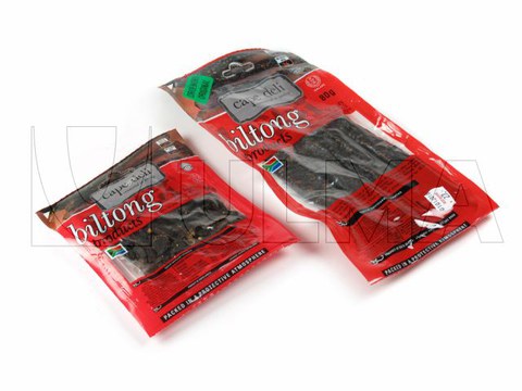 Carne seca embalada em termoformadora com atmosfera modificada (MAP) em filme flexível