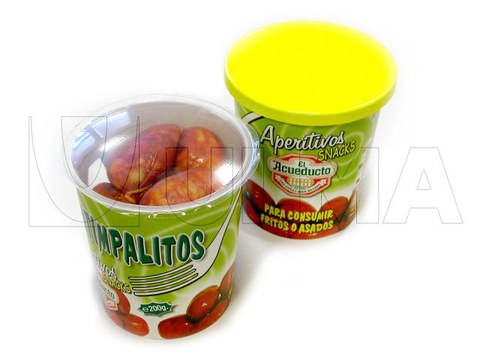 Fatias de calabresa embaladas em termoseladora com atmosfera modificada em potes rígidos