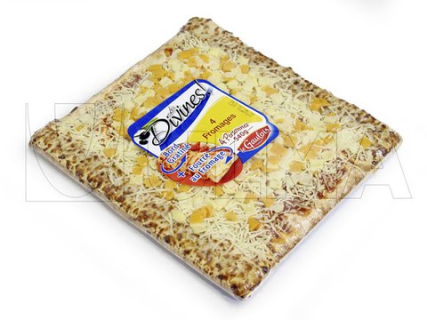 Pizza fresca embalada em flow pack(hffs) com filme retrátil