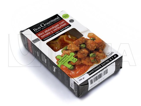 Comida preparada embalada em termoformadora à vácuo em filme flexível