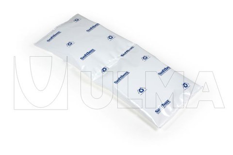 Gel para congelar embalado em máquina vertical com filme LDPE.