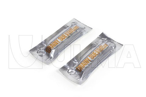 Chocolate embalado em Termoformadora à vácuo com filme flexível.