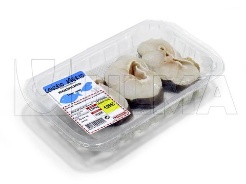 Peixe fresco em postas embalado em bandeja termoselada