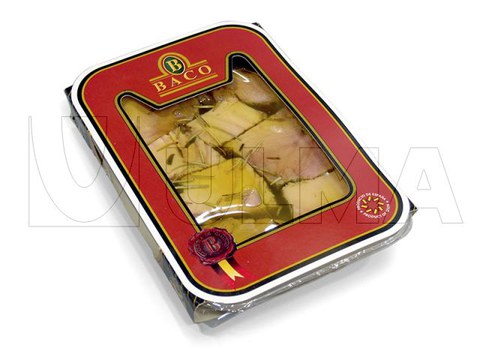 Atúm em pedaços com azeite embalados em bandeja termoselada