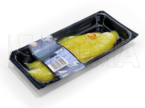 Filés de peixe defumado embalados em termoformadora skin