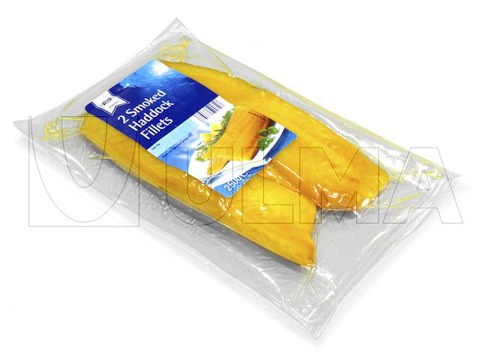 Filés de peixe defumado embalados em termoformadora com filme flexível à vácuo