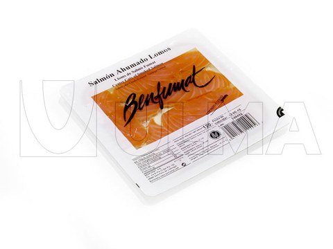 Lombo de salmão defumado embalado em termoformadora