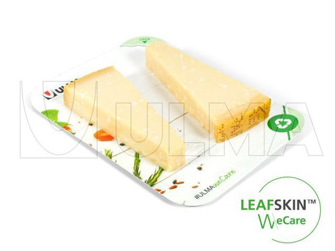 Queijo parmesão embalado em termoselado com solução sustentável LeafSkin(TM)