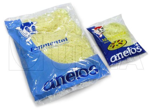 Queijo ralado Emmental embalado em bolsas de 100 e 1000g com atmosfera modificada (MAP)